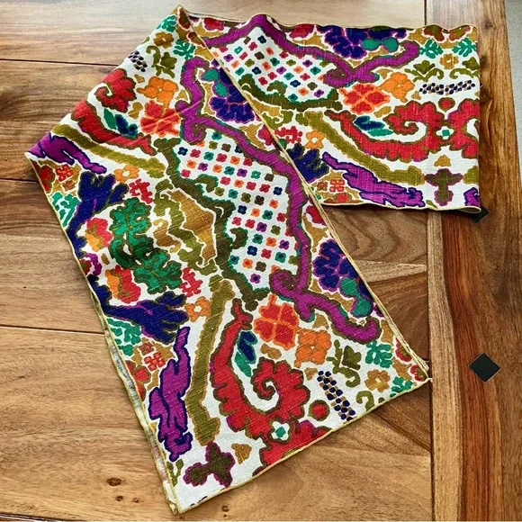 Vintage Linen Table Runner with 6 Placemats Set - Abstract Bold Modern Design